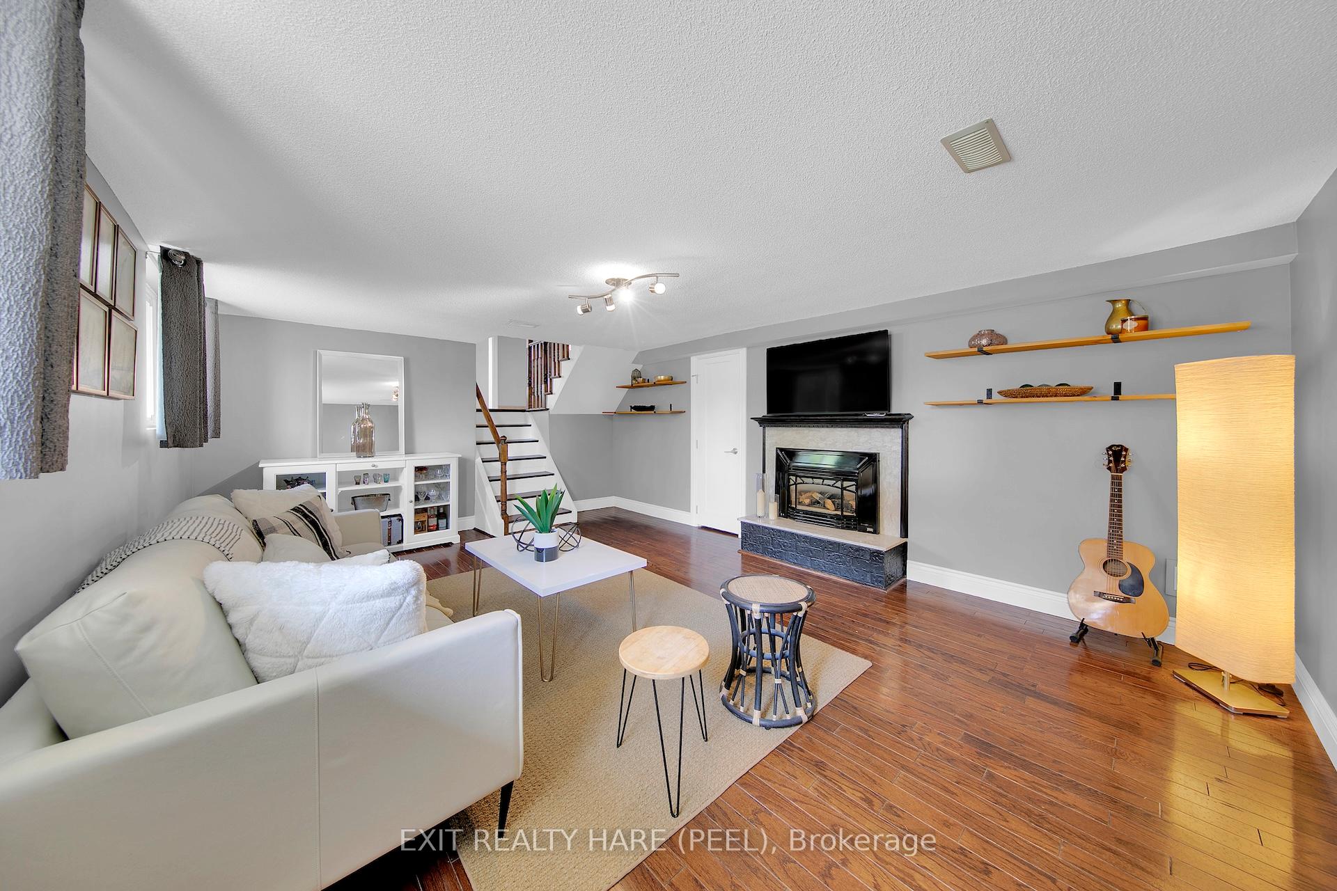 Photo 22 of 84 Addington Crescent, Brampton, Avondale — HOMEH