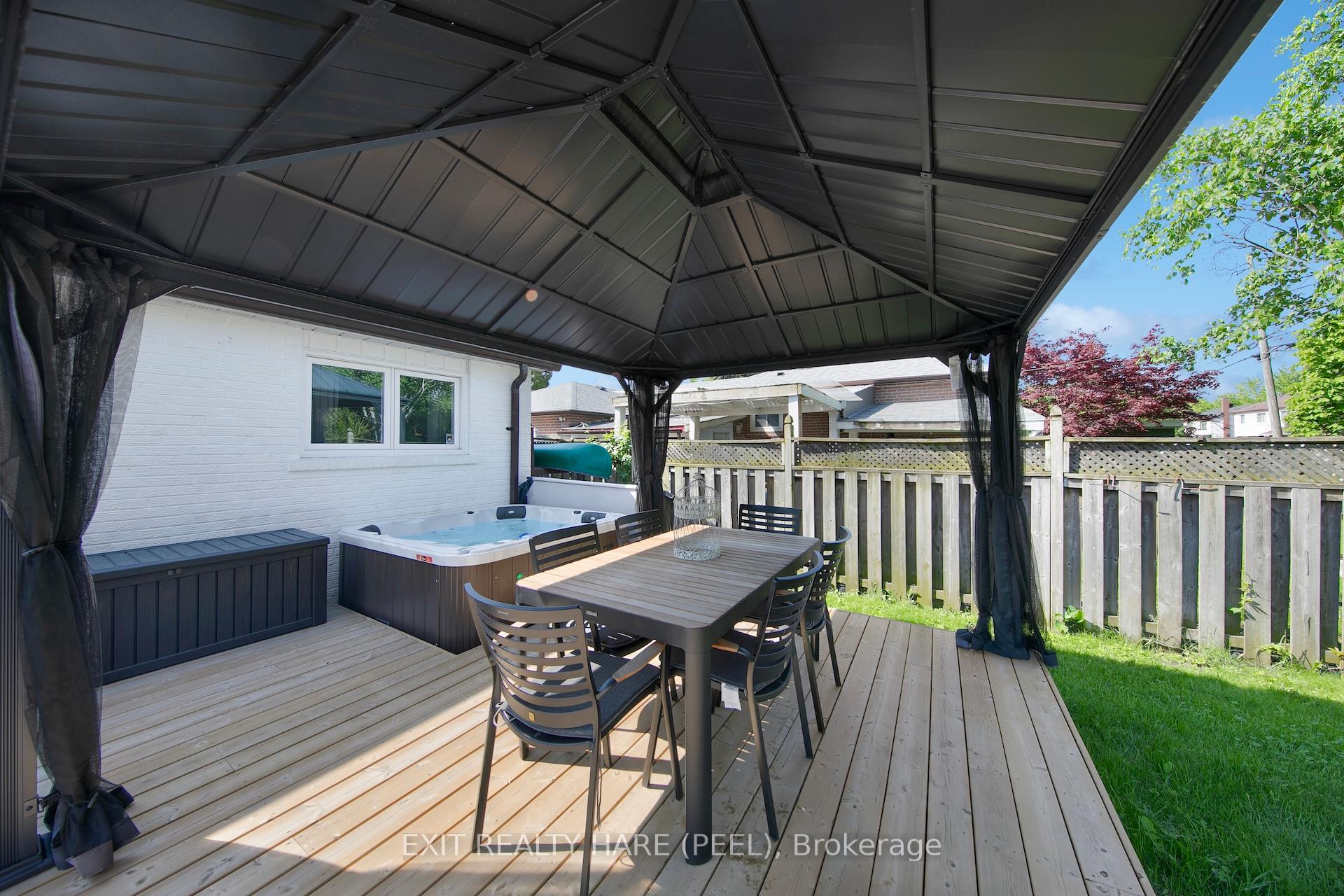 Photo 26 of 84 Addington Crescent, Brampton, Avondale — HOMEH