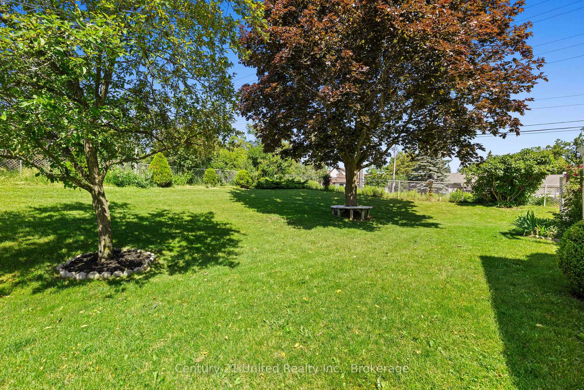 Photo 7 of 2317 Woodglade Boulevard, Peterborough, Monaghan Ward 2 — HOMEH