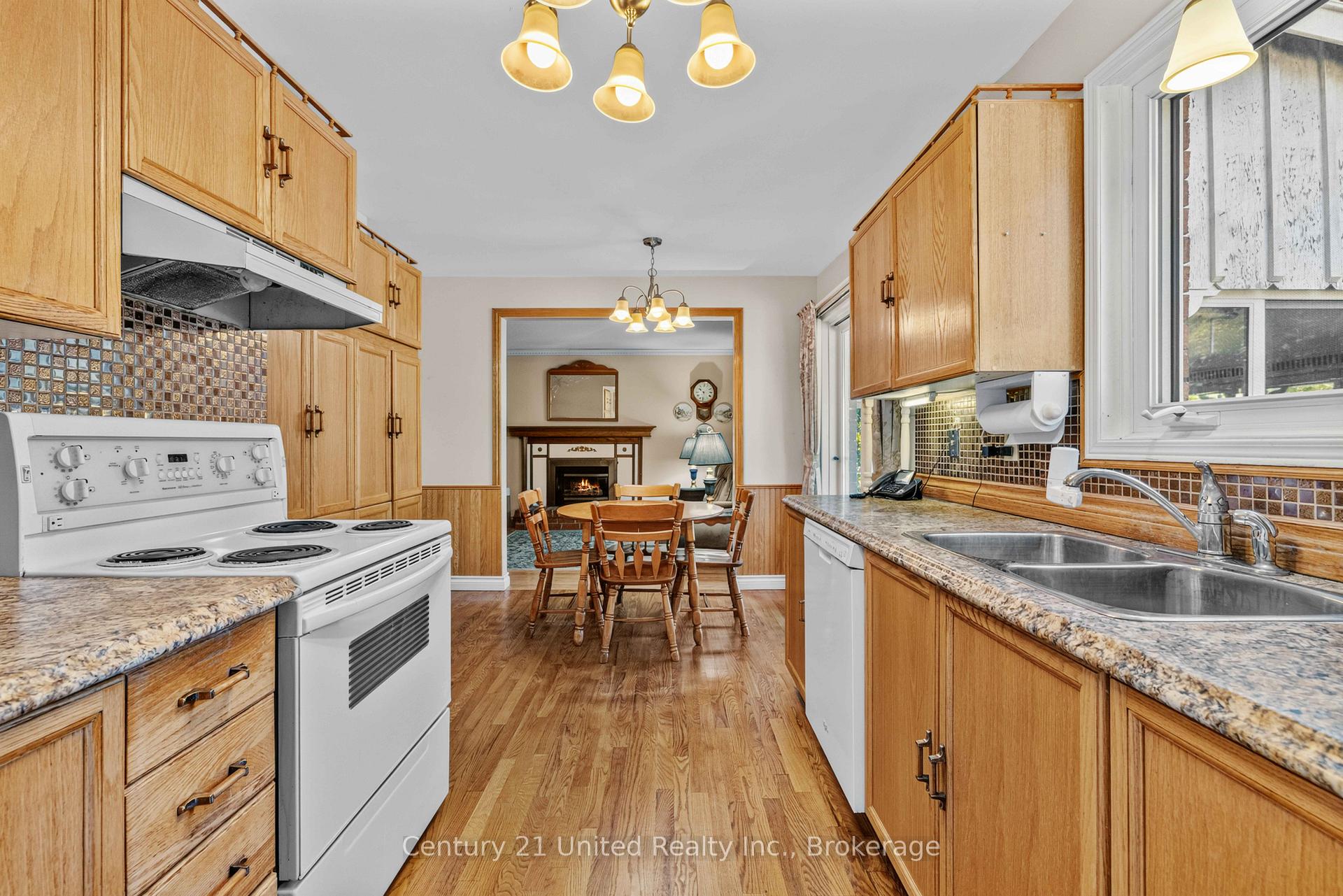 Photo 21 of 2317 Woodglade Boulevard, Peterborough, Monaghan Ward 2 — HOMEH