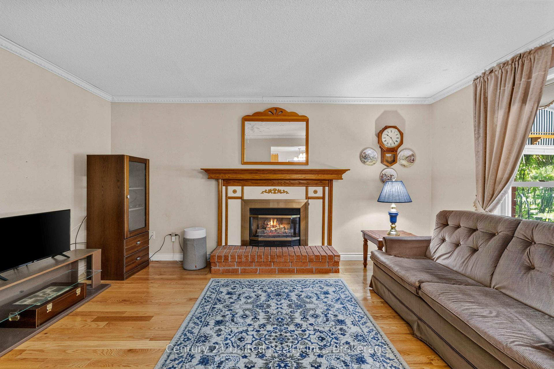 Photo 24 of 2317 Woodglade Boulevard, Peterborough, Monaghan Ward 2 — HOMEH