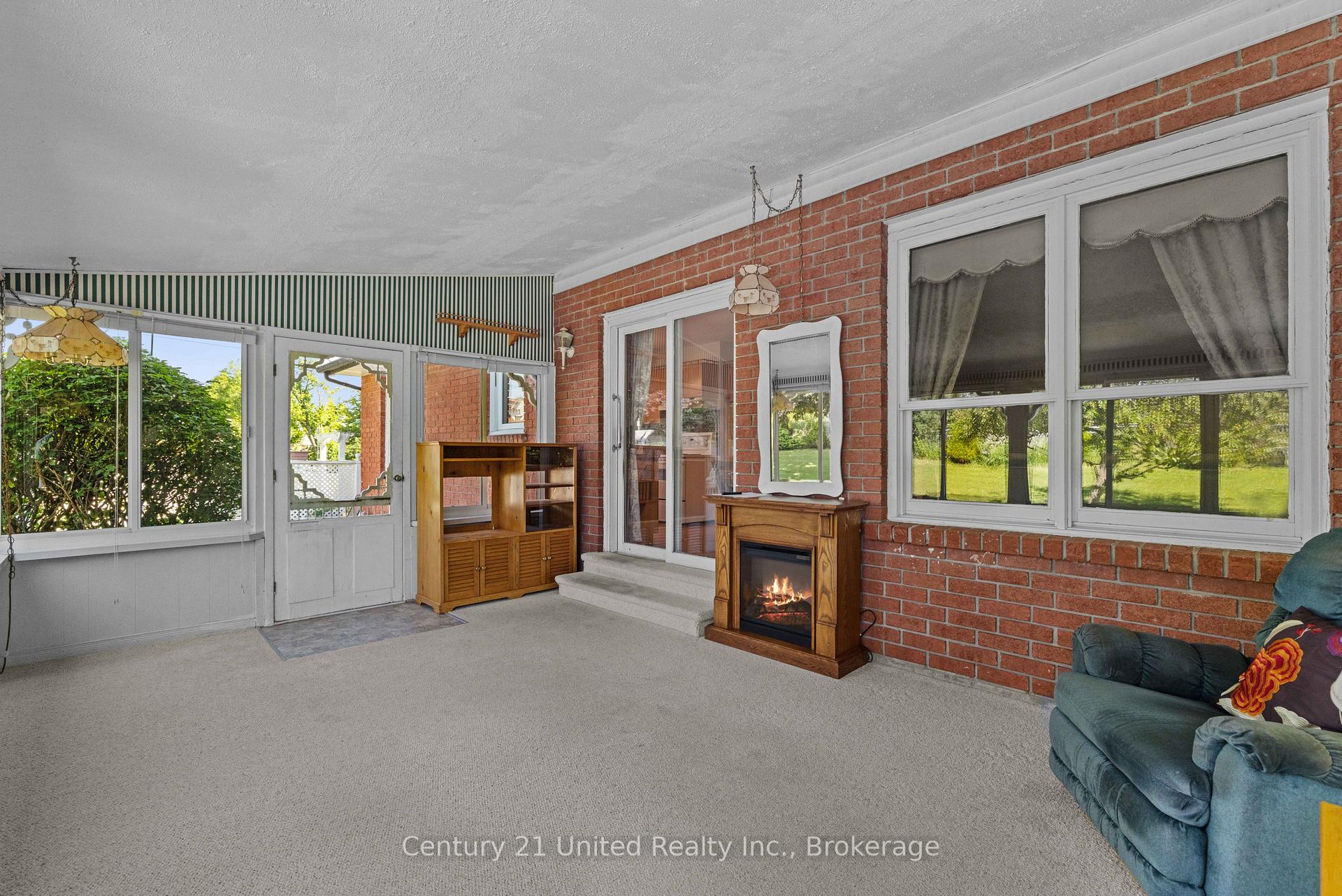 Photo 28 of 2317 Woodglade Boulevard, Peterborough, Monaghan Ward 2 — HOMEH