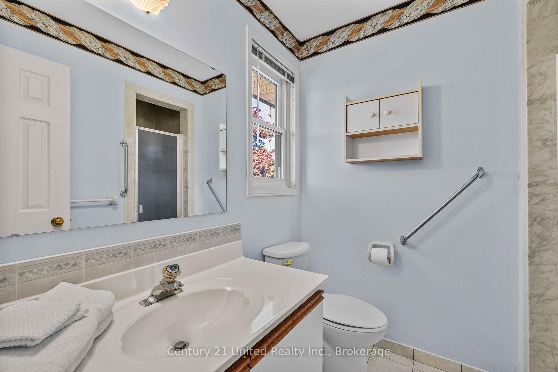Photo 33 of 2317 Woodglade Boulevard, Peterborough, Monaghan Ward 2 — HOMEH