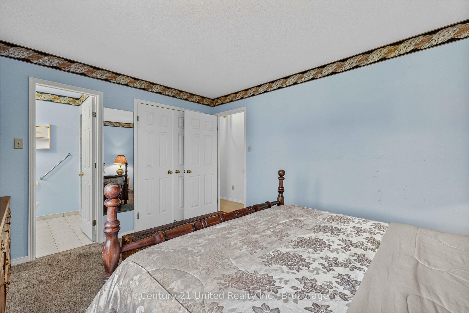Photo 34 of 2317 Woodglade Boulevard, Peterborough, Monaghan Ward 2 — HOMEH
