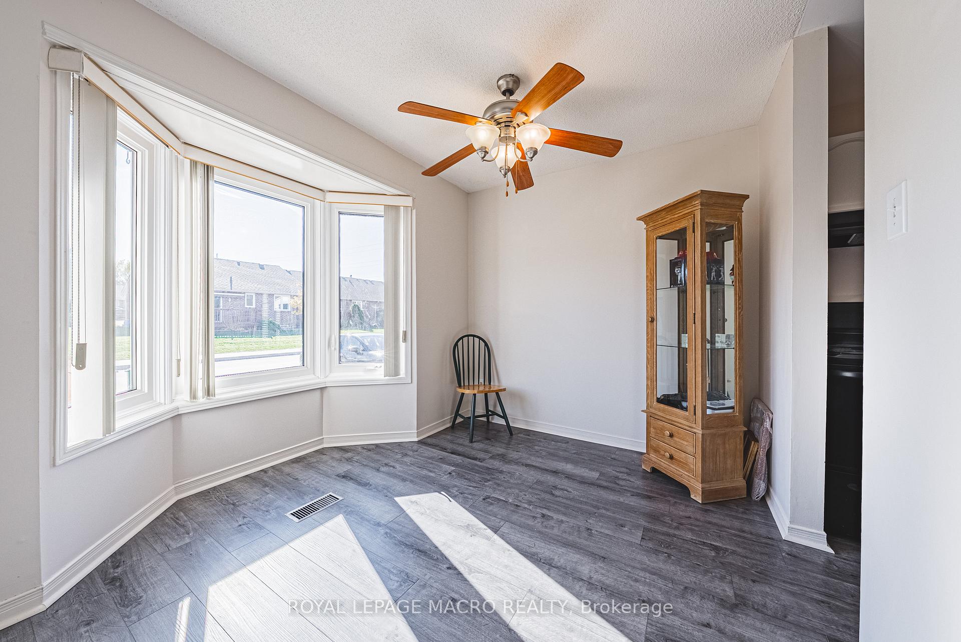 Photo 8 of Unit 109, 122 Bunting Road, St. Catharines, E. Chester — HOMEH