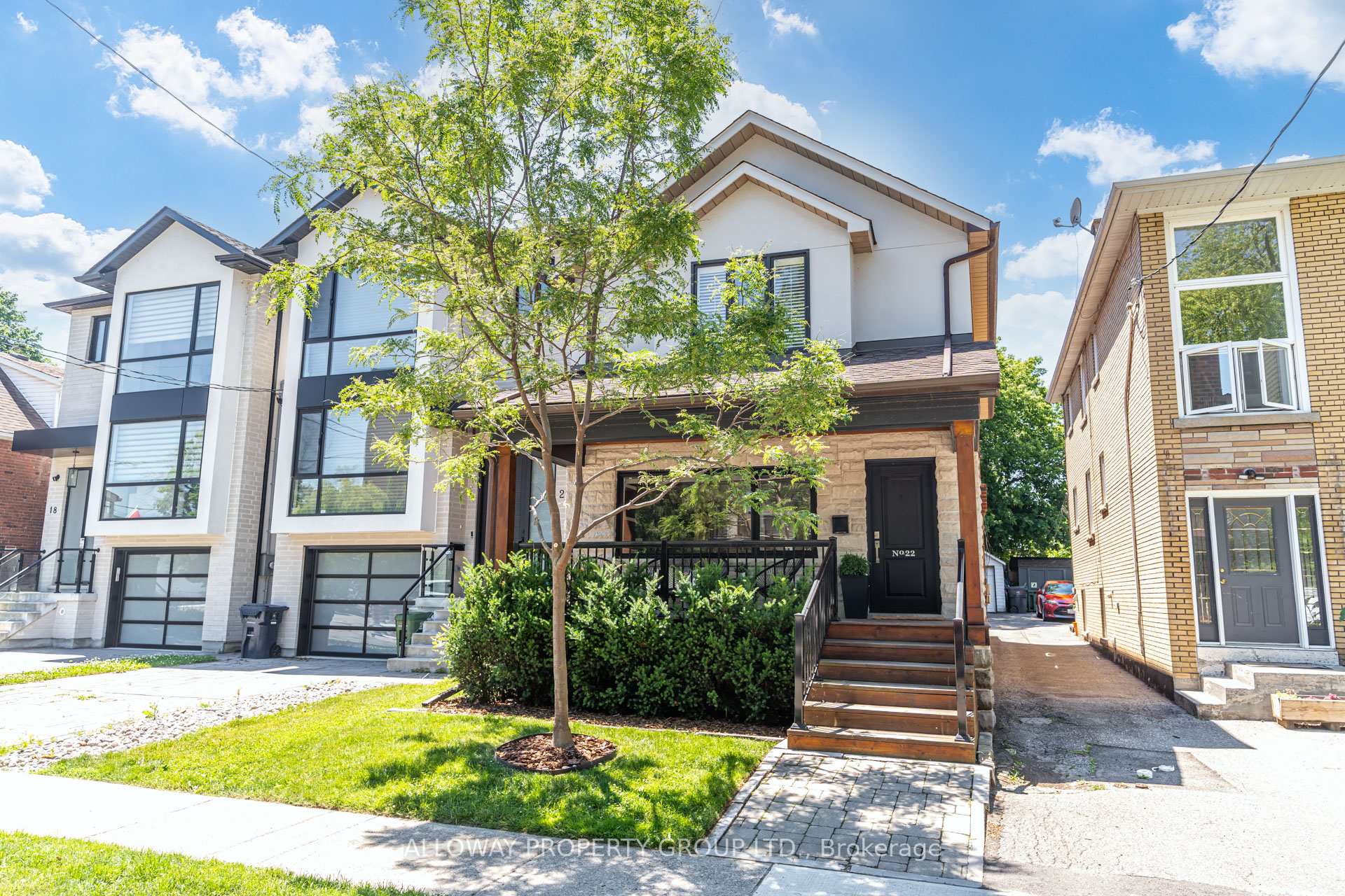 Photo 1 of 22 Fourth Street, Etobicoke, New Toronto — HOMEH