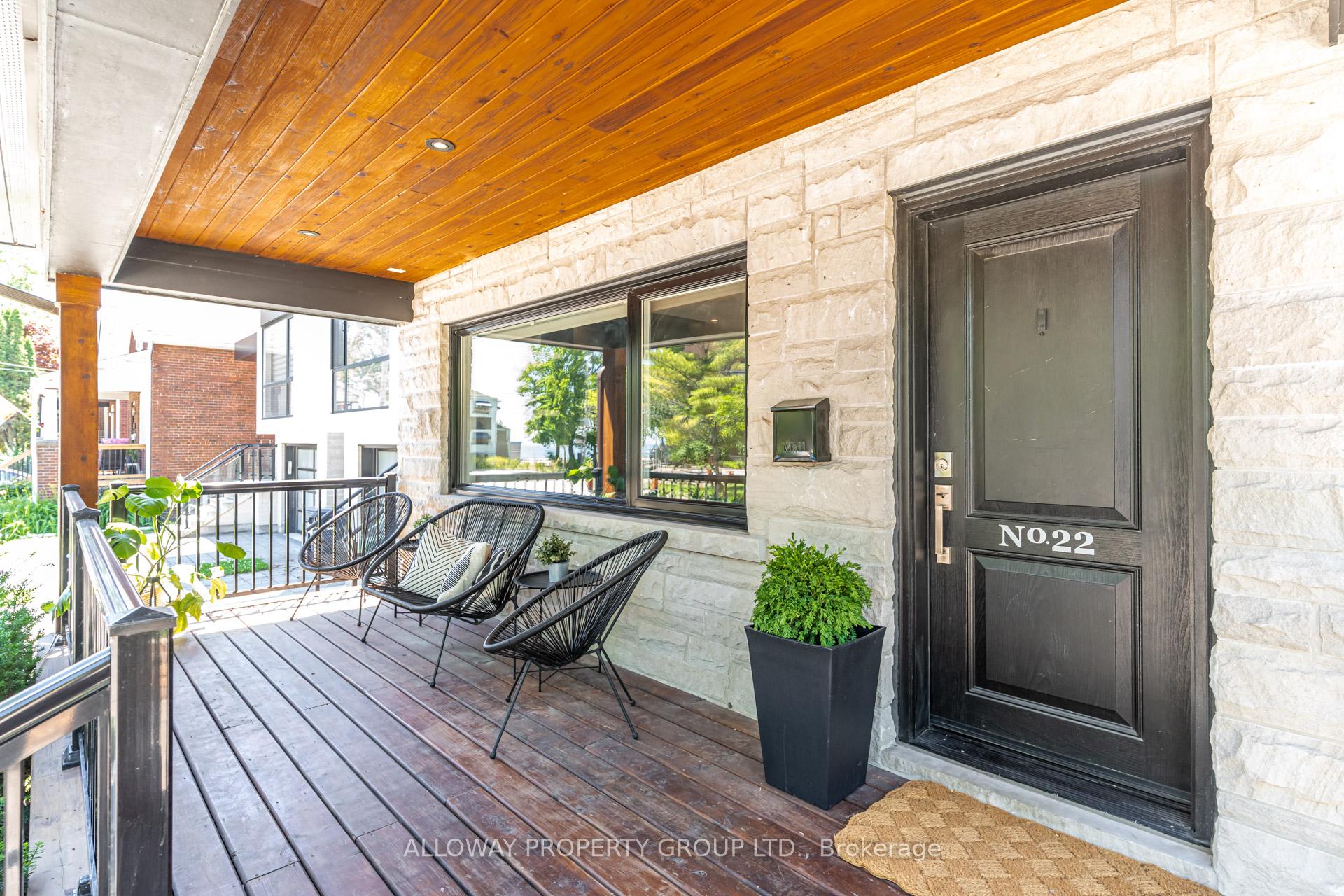 Photo 2 of 22 Fourth Street, Etobicoke, New Toronto — HOMEH