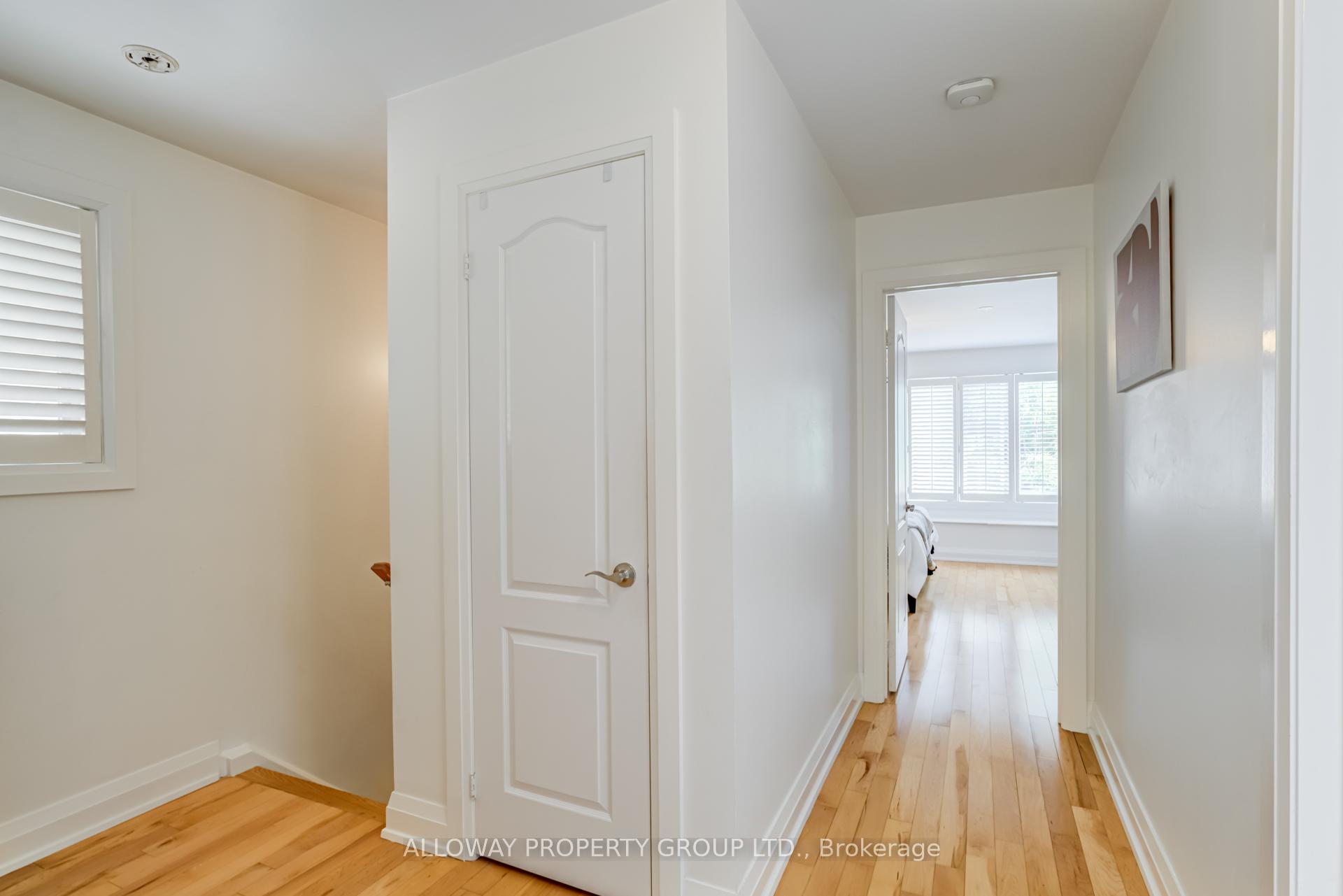 Photo 24 of 22 Fourth Street, Etobicoke, New Toronto — HOMEH