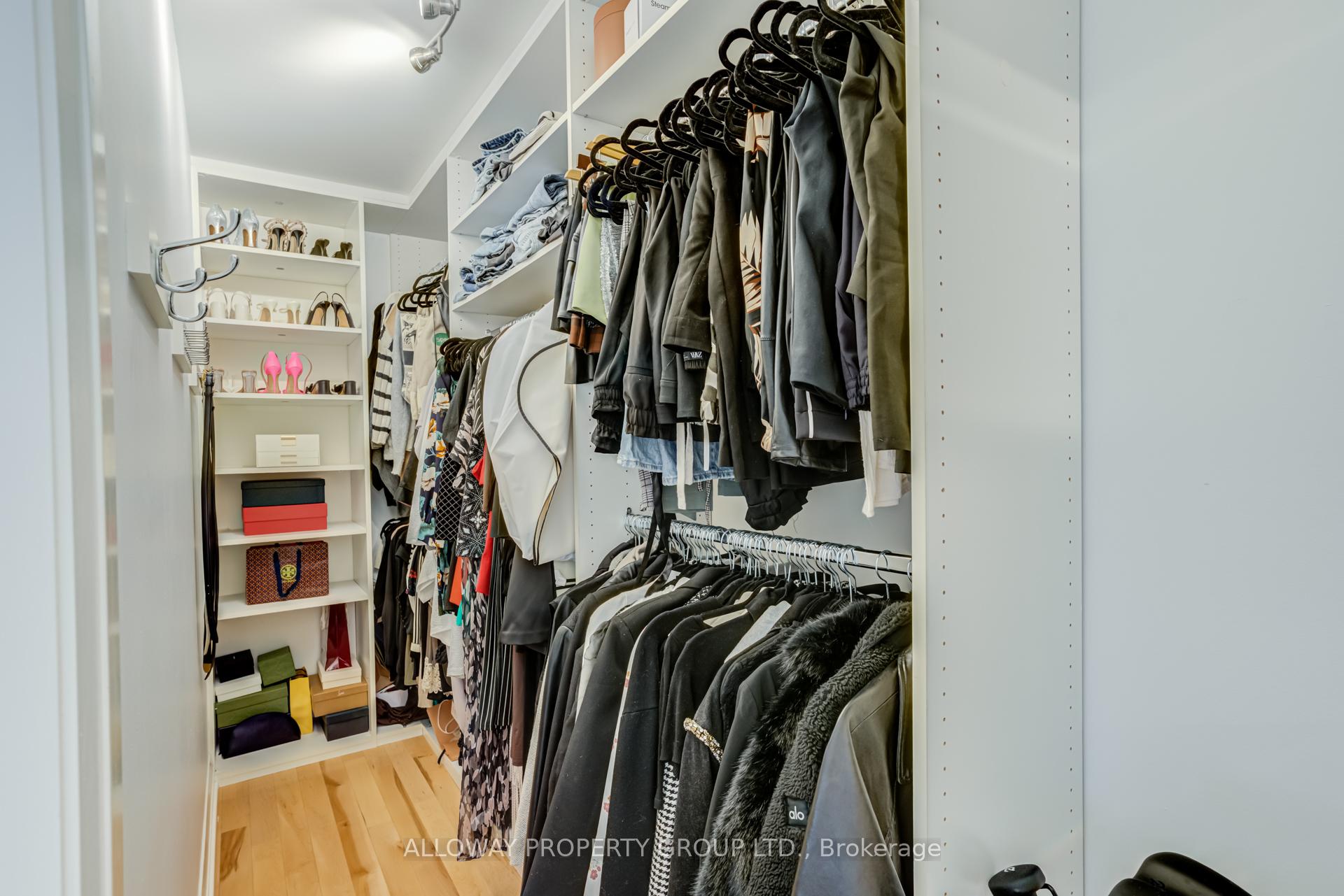 Photo 27 of 22 Fourth Street, Etobicoke, New Toronto — HOMEH