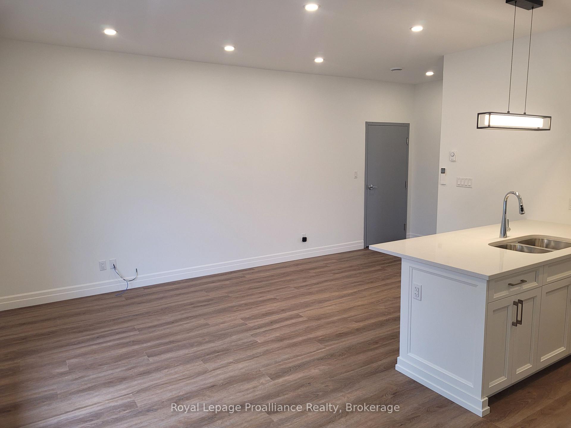 Photo 15 of Unit 4, 15 Bay Street, Quinte West, Trenton Ward — HOMEH