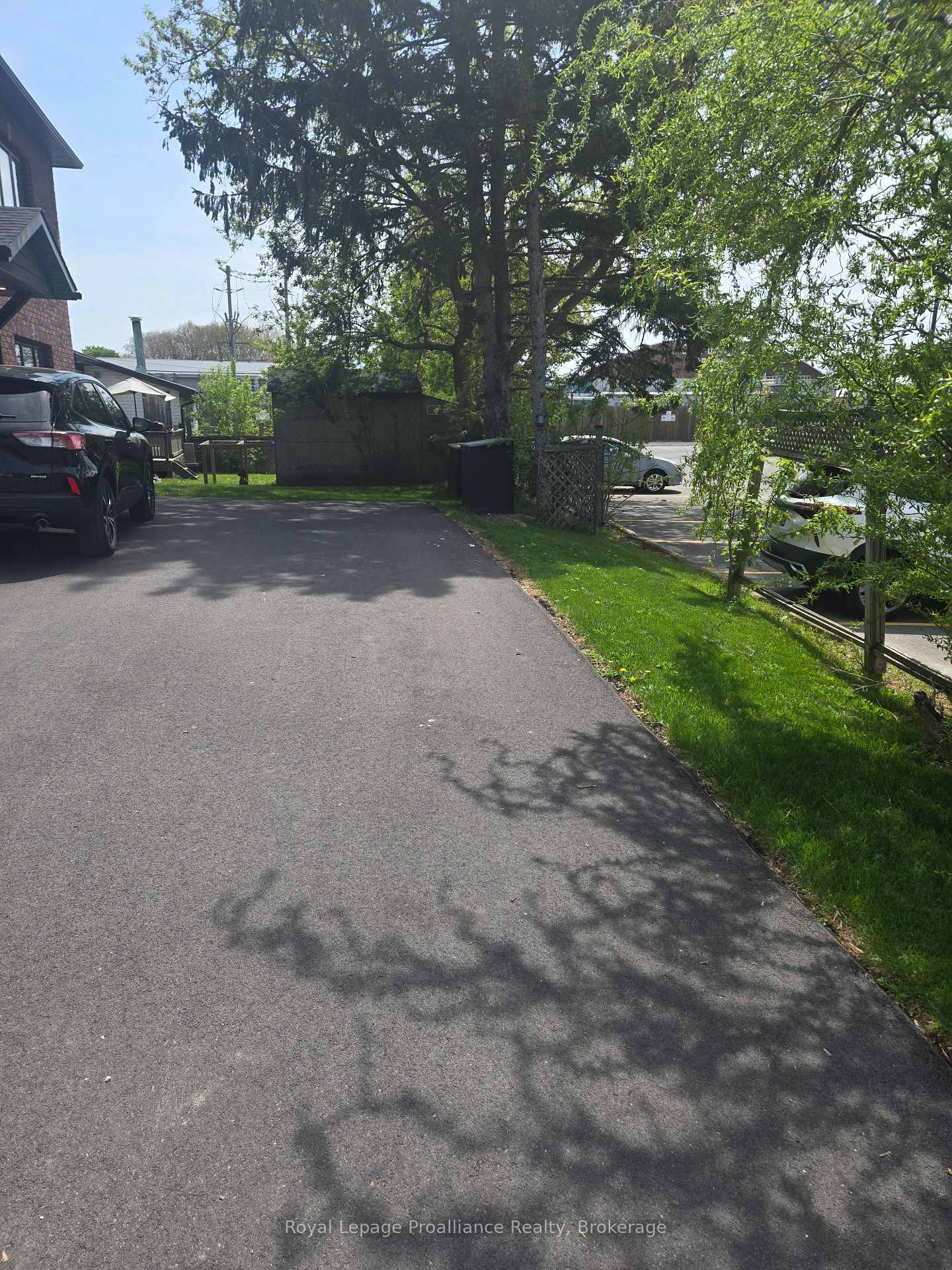 Photo 18 of Unit 4, 15 Bay Street, Quinte West, Trenton Ward — HOMEH