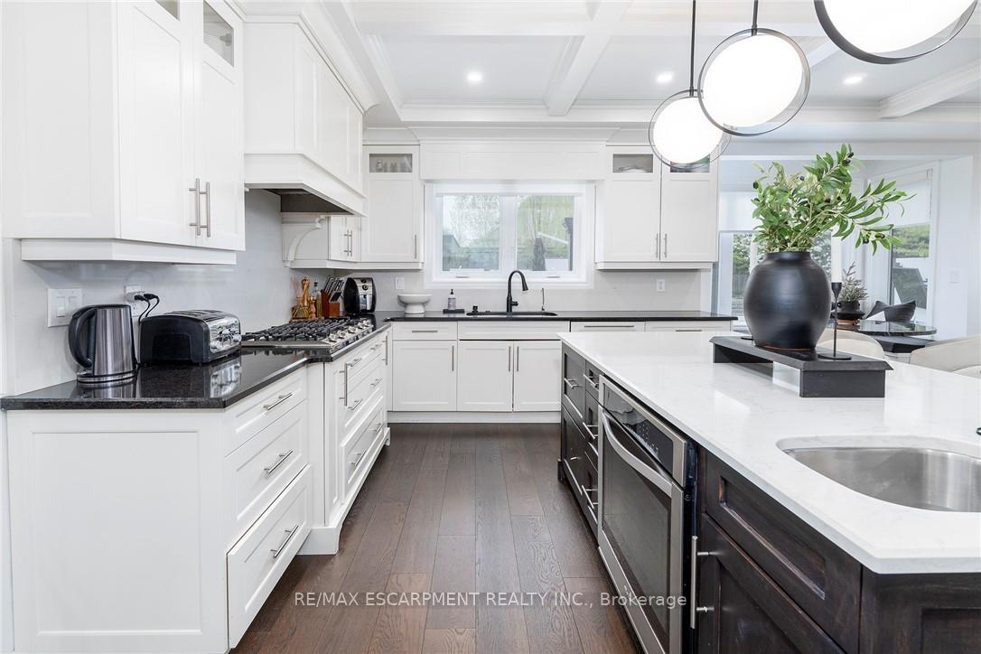 Photo 8 of 27 Elodia Court, Hamilton, Gurnett — HOMEH