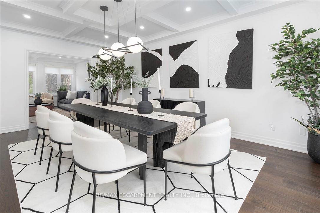 Photo 12 of 27 Elodia Court, Hamilton, Gurnett — HOMEH