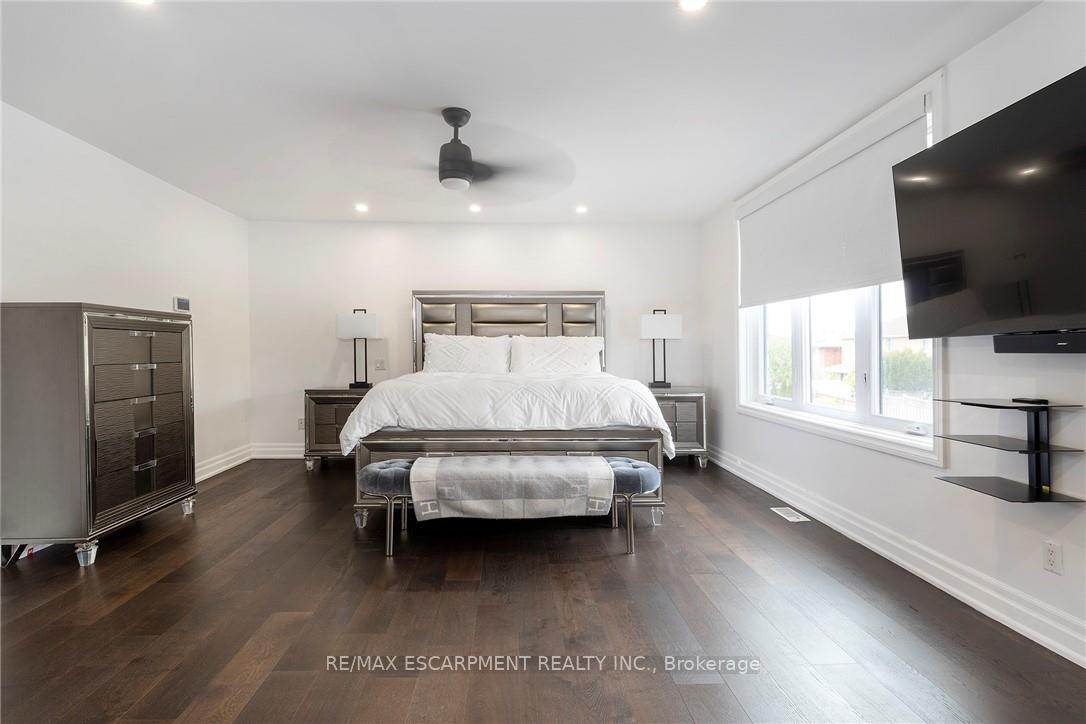 Photo 21 of 27 Elodia Court, Hamilton, Gurnett — HOMEH