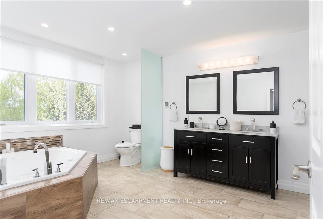 Photo 22 of 27 Elodia Court, Hamilton, Gurnett — HOMEH