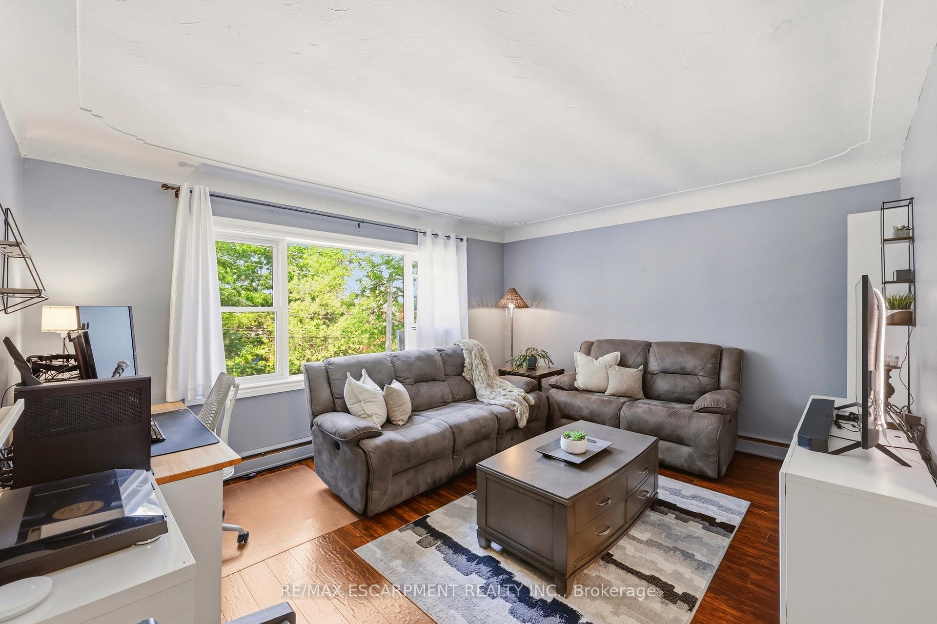 Photo 3 of Unit 310, 836 Concession Street, Hamilton, Raleigh — HOMEH