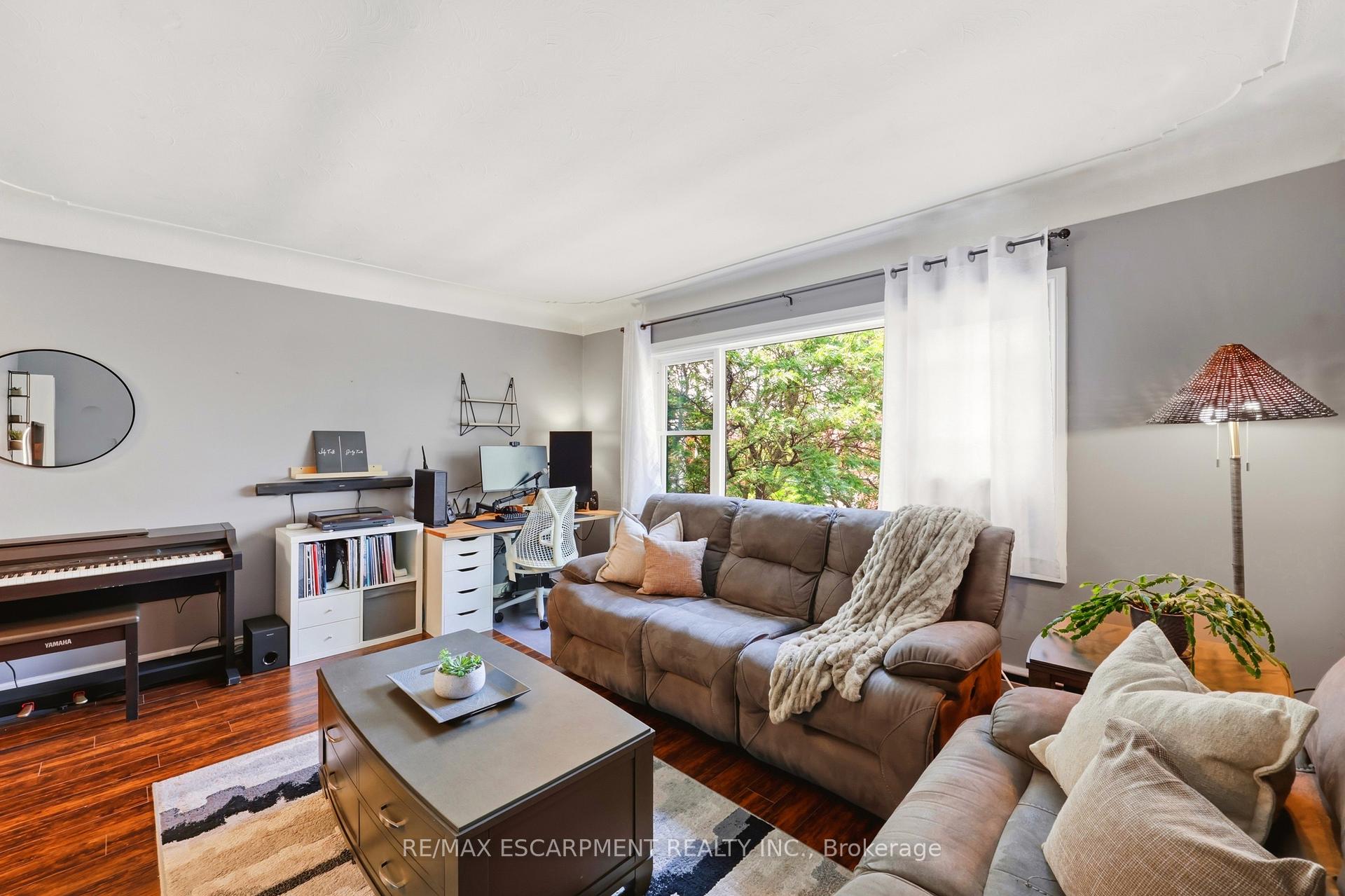 Photo 4 of Unit 310, 836 Concession Street, Hamilton, Raleigh — HOMEH