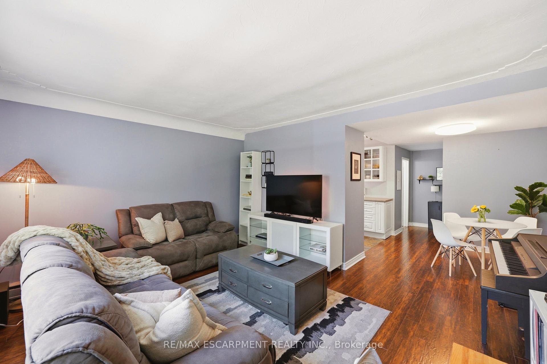 Photo 5 of Unit 310, 836 Concession Street, Hamilton, Raleigh — HOMEH