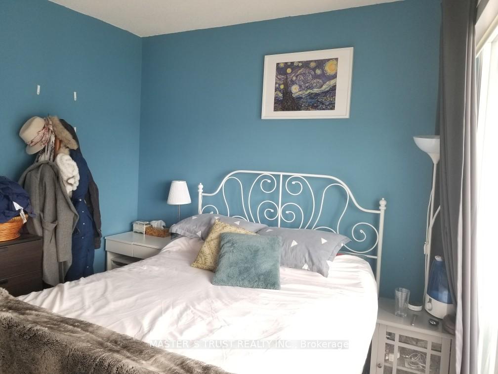 Photo 7 of Unit 3301, 115 McMahon Drive, North York, Bayview Village — HOMEH