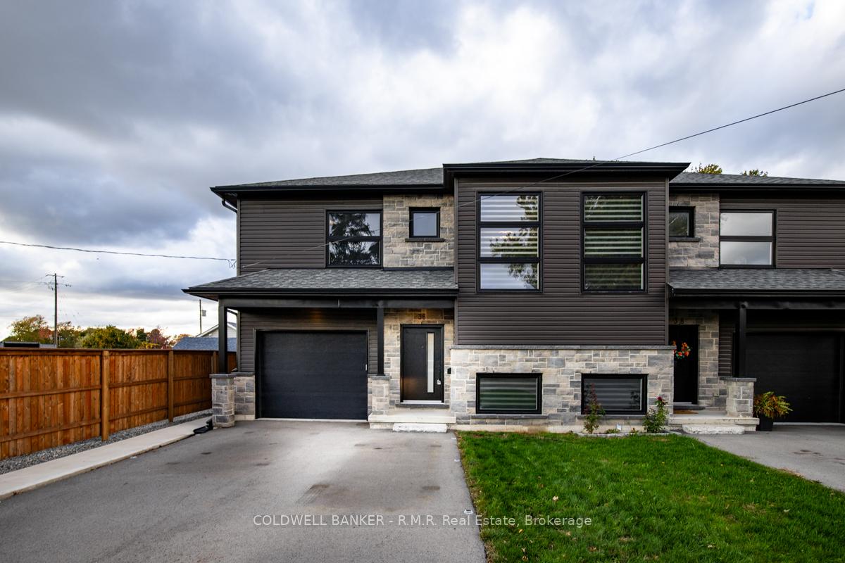 Photo 2 of 36 Page Street, Port Colborne, Bethel — HOMEH