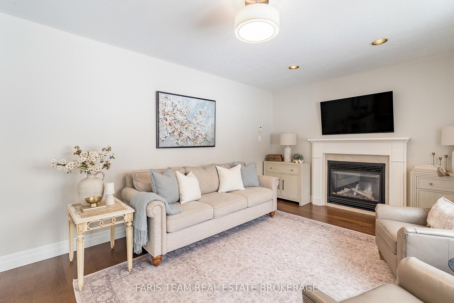 Photo 15 of 1 Pineview Drive, Oro-Medonte, Rural Oro-Medonte — HOMEH