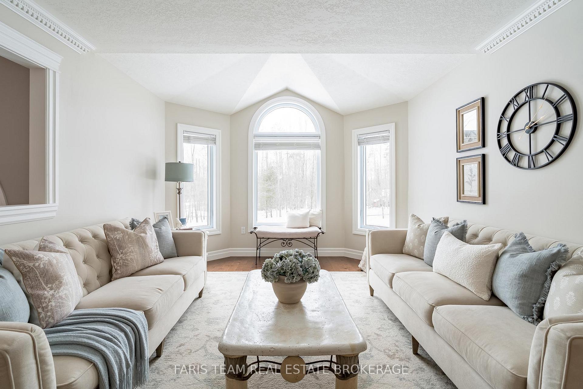 Photo 17 of 1 Pineview Drive, Oro-Medonte, Rural Oro-Medonte — HOMEH