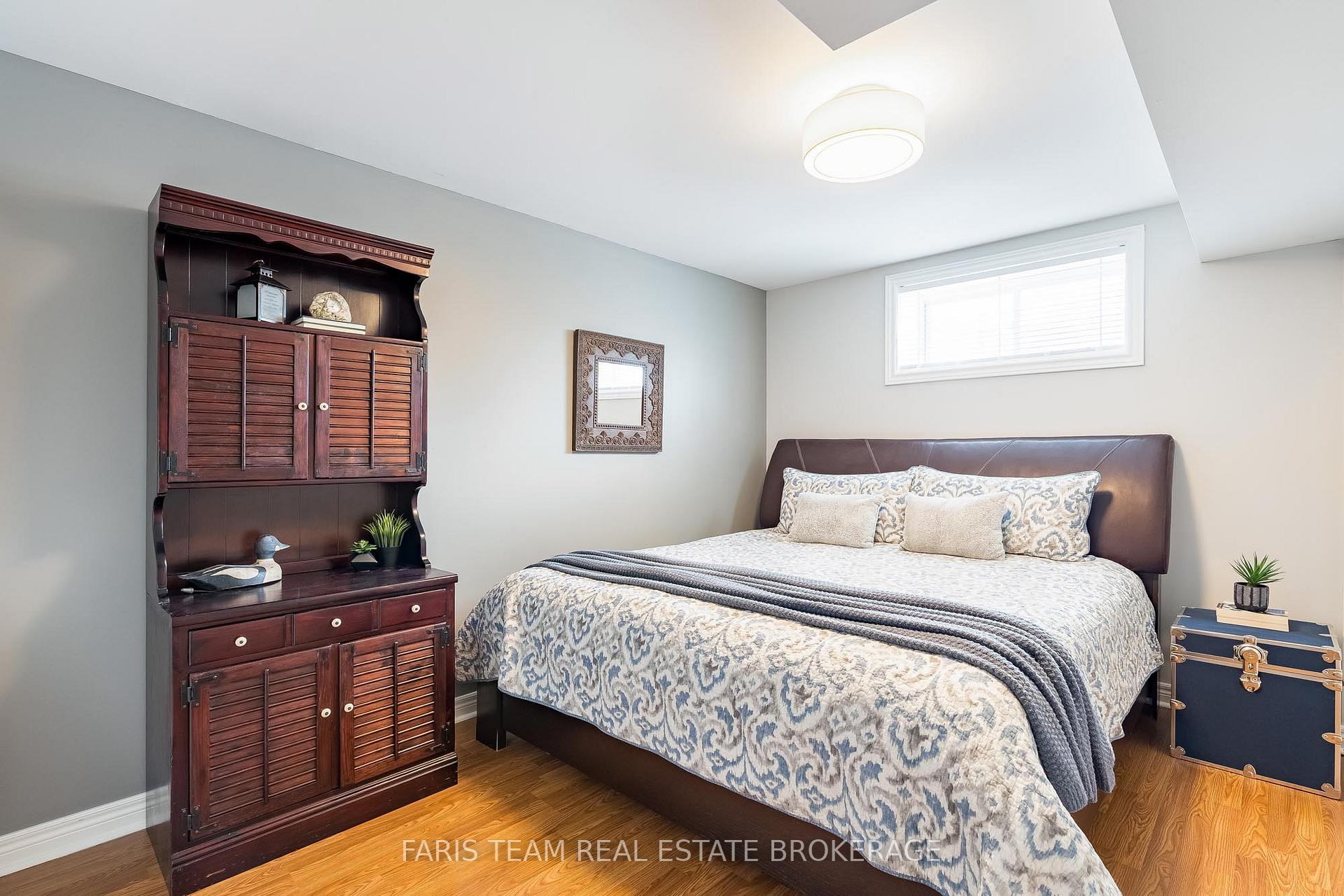 Photo 32 of 1 Pineview Drive, Oro-Medonte, Rural Oro-Medonte — HOMEH