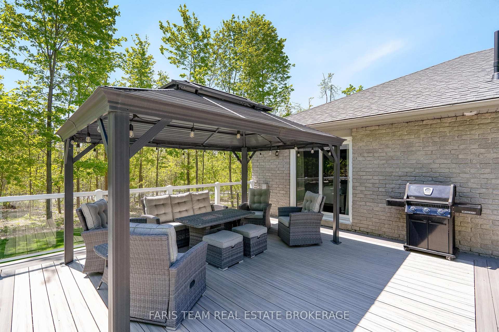 Photo 37 of 1 Pineview Drive, Oro-Medonte, Rural Oro-Medonte — HOMEH