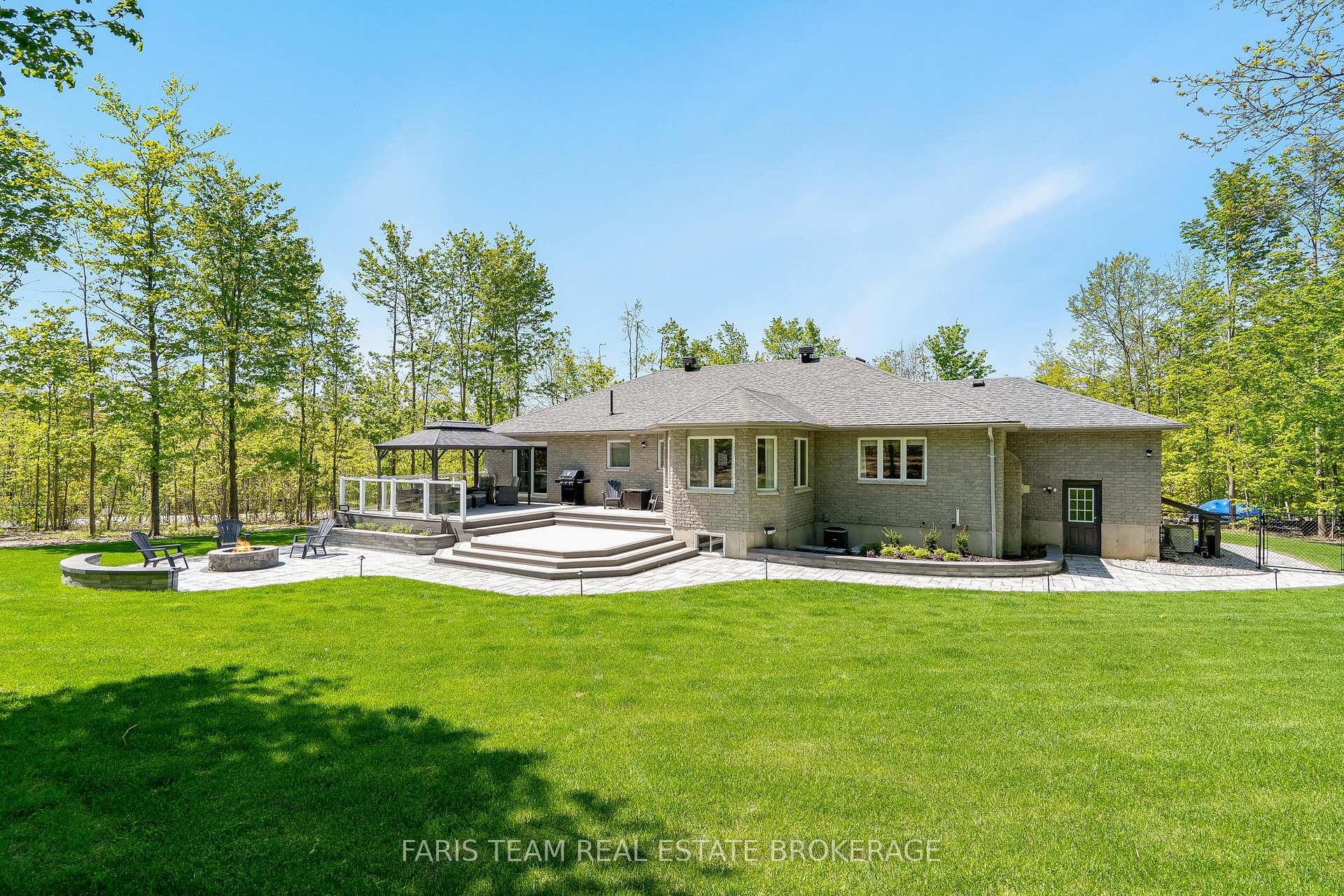 Photo 43 of 1 Pineview Drive, Oro-Medonte, Rural Oro-Medonte — HOMEH