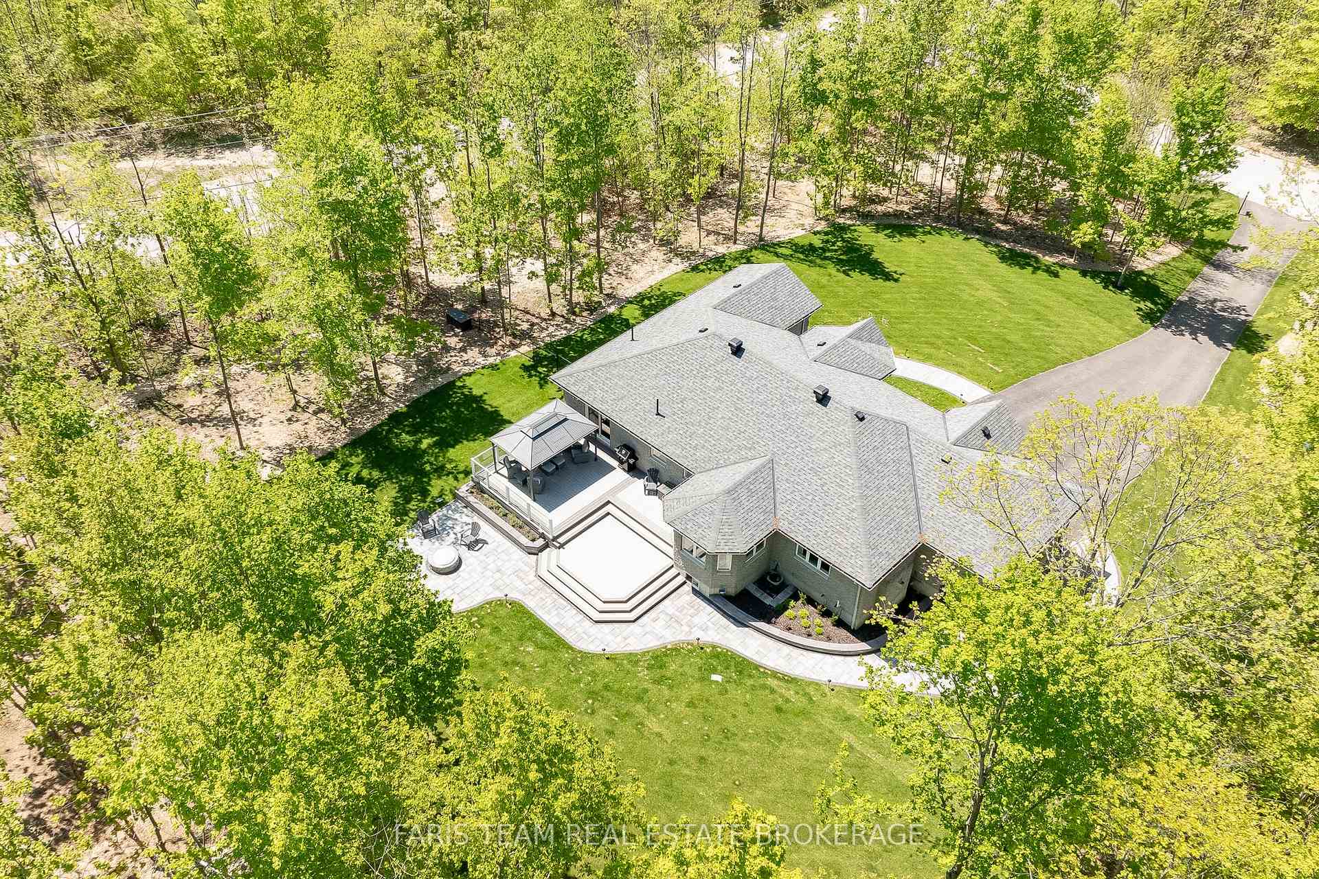 Photo 45 of 1 Pineview Drive, Oro-Medonte, Rural Oro-Medonte — HOMEH