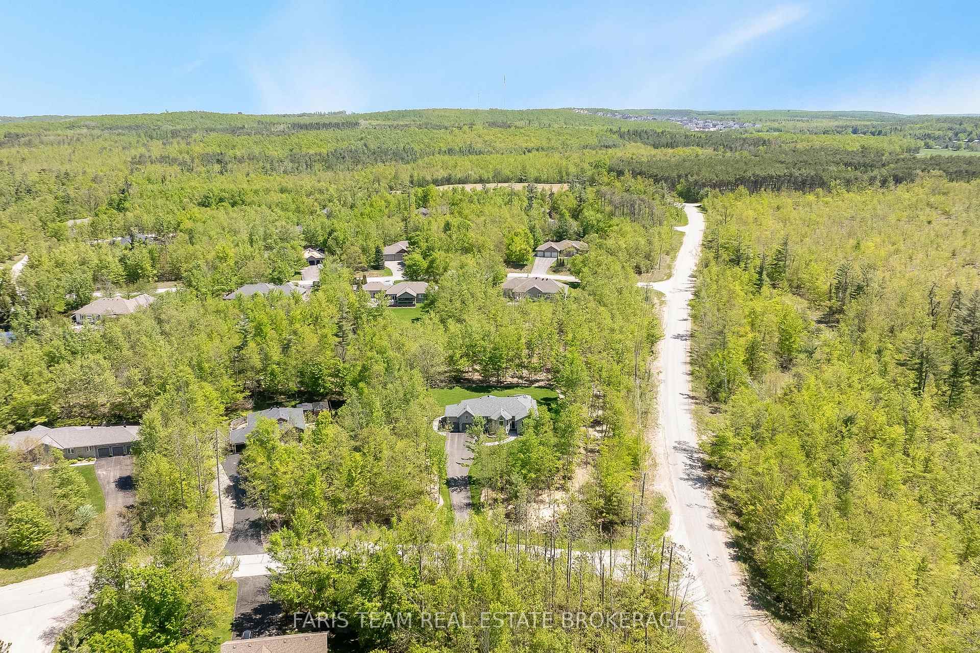 Photo 46 of 1 Pineview Drive, Oro-Medonte, Rural Oro-Medonte — HOMEH