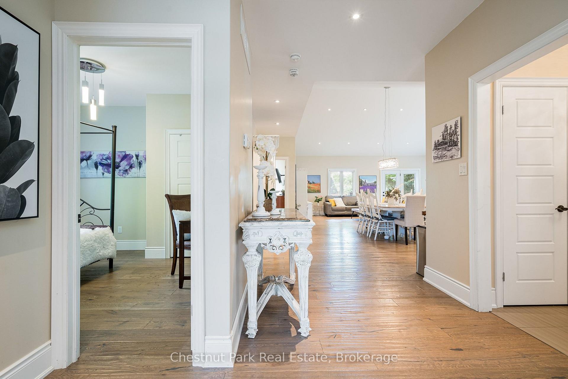 Photo 10 of 15 Saunders Street, Collingwood — HOMEH