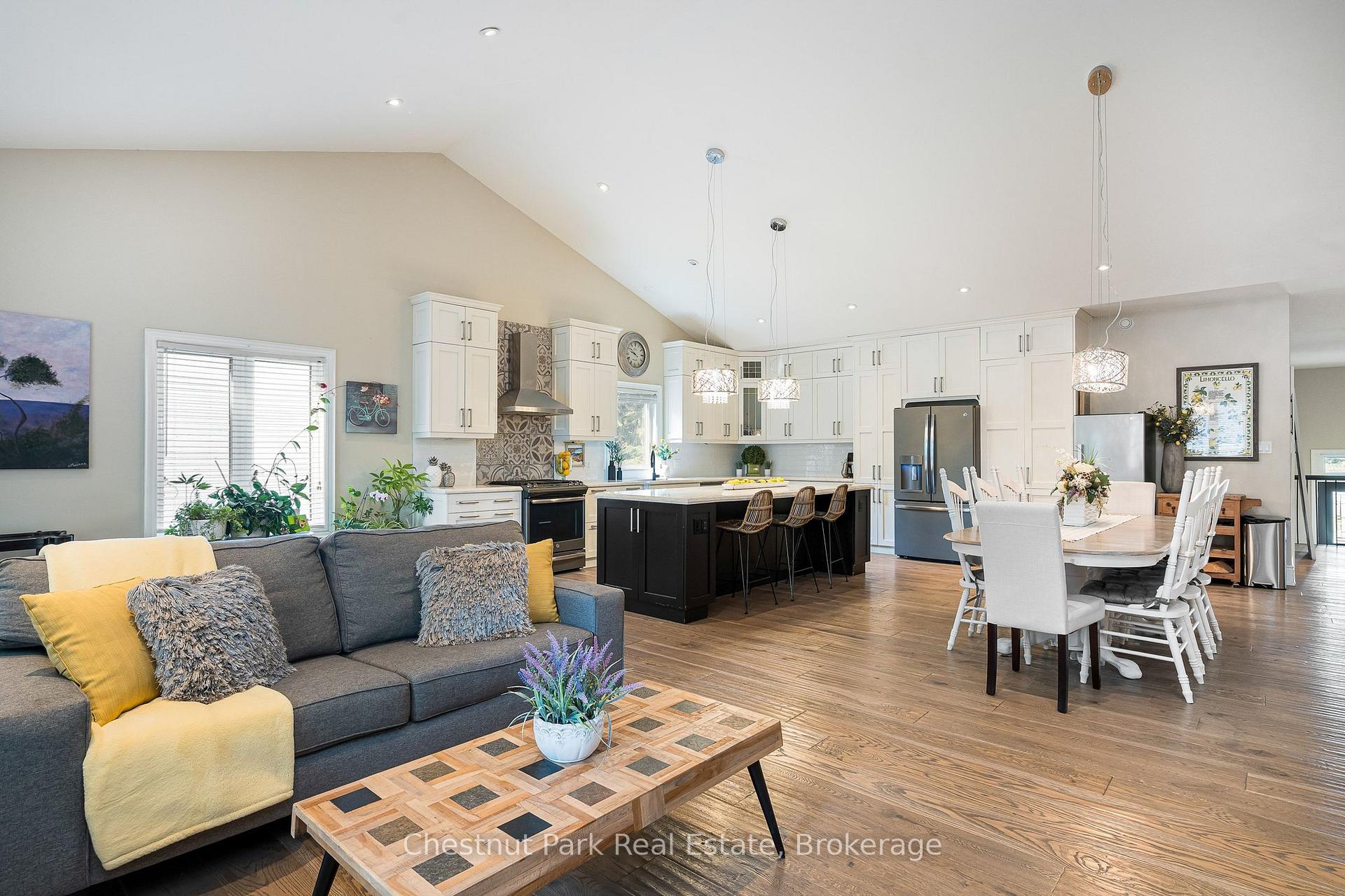 Photo 13 of 15 Saunders Street, Collingwood — HOMEH
