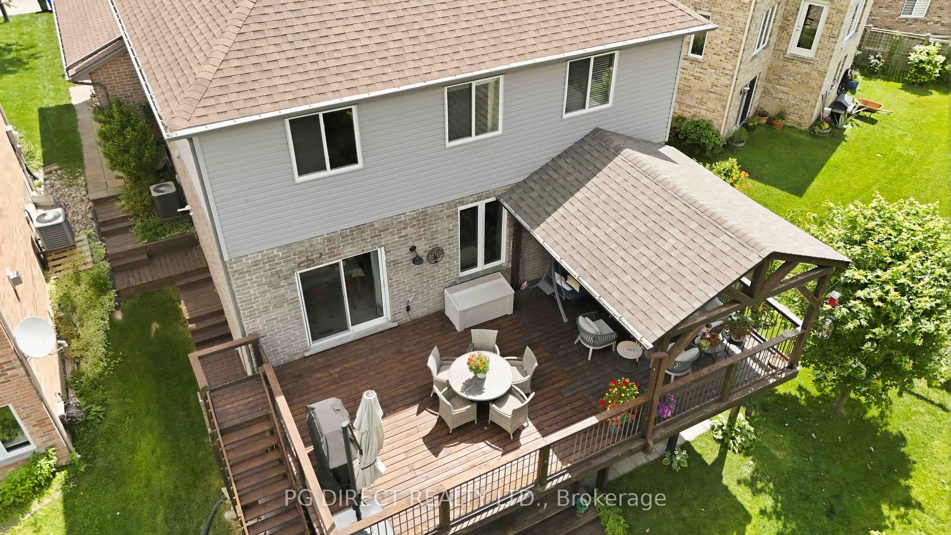 Photo 28 of 1040 Hanson Crescent, London, North E — HOMEH