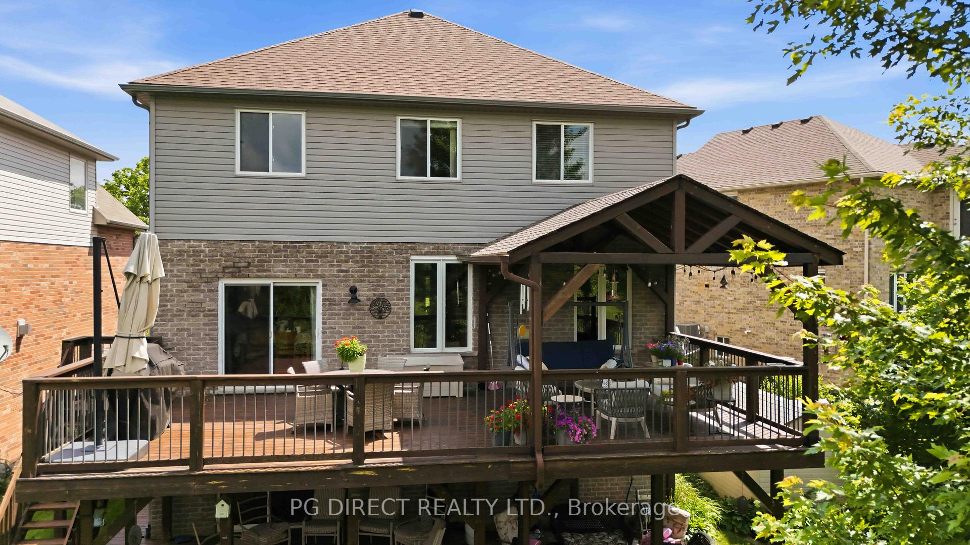 Photo 30 of 1040 Hanson Crescent, London, North E — HOMEH