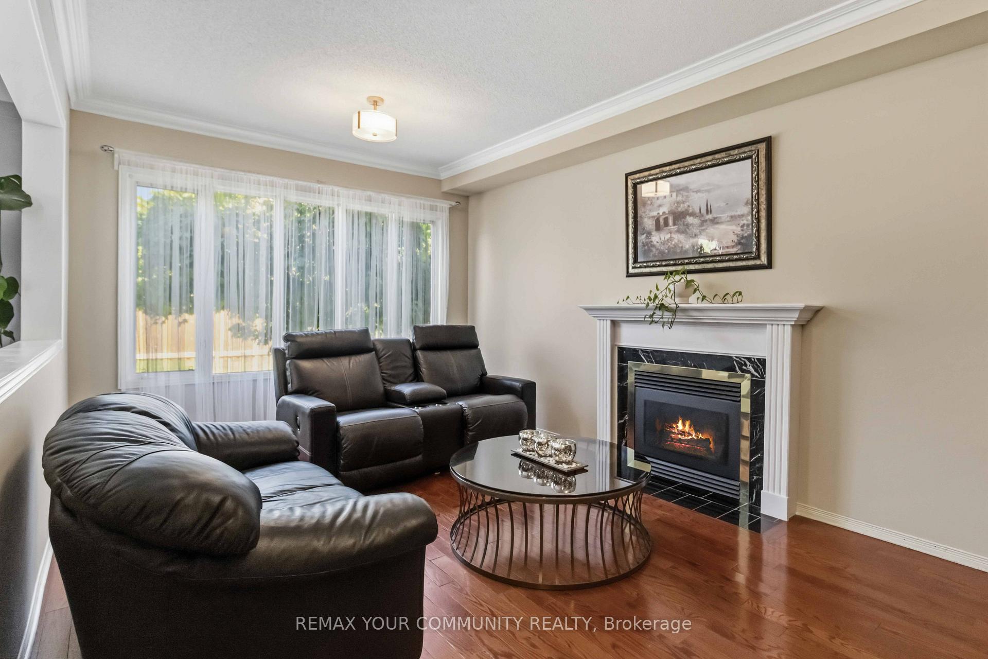 Photo 7 of 153 Bristol Road E, Mississauga, Hurontario — HOMEH