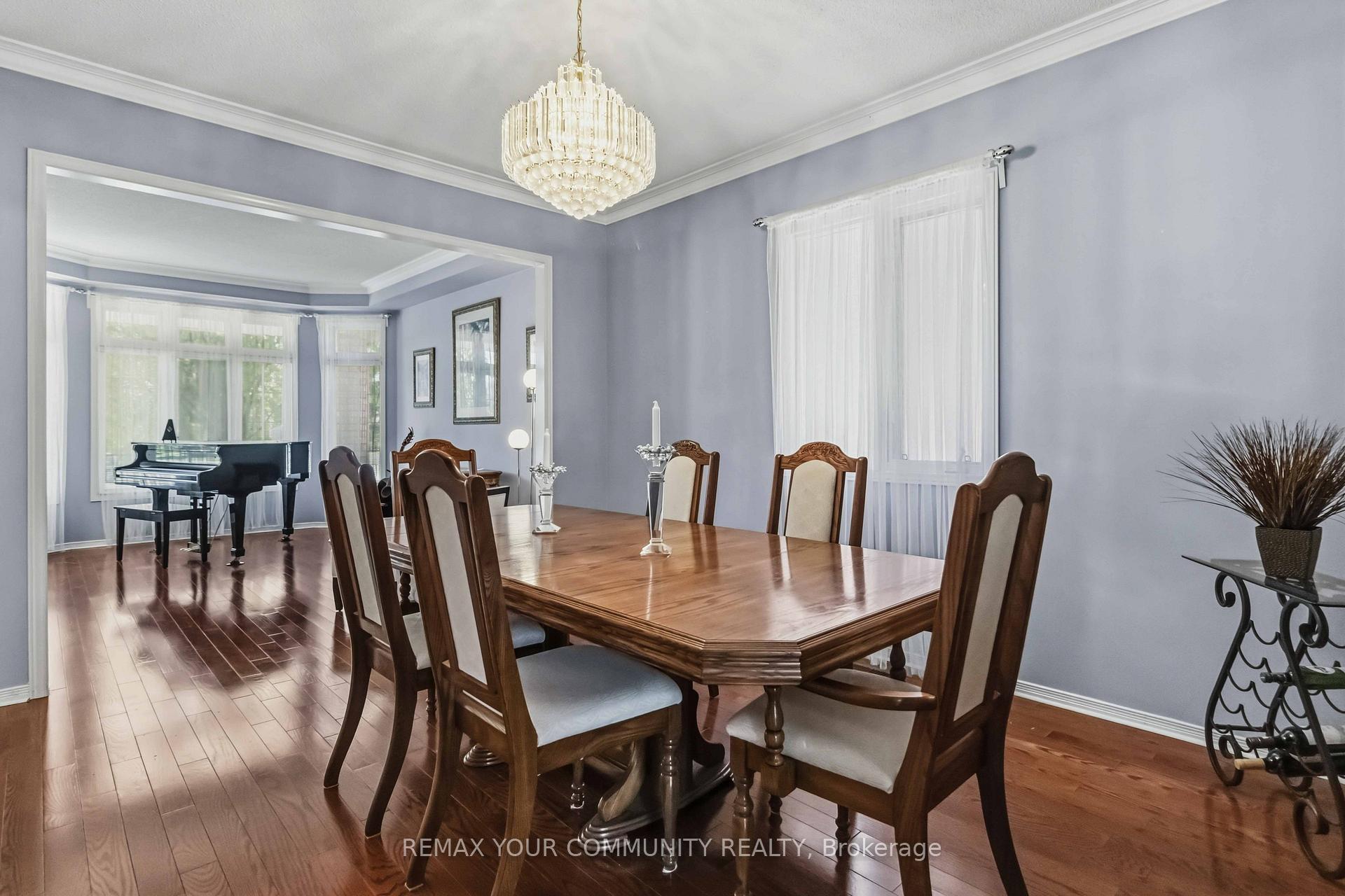 Photo 13 of 153 Bristol Road E, Mississauga, Hurontario — HOMEH