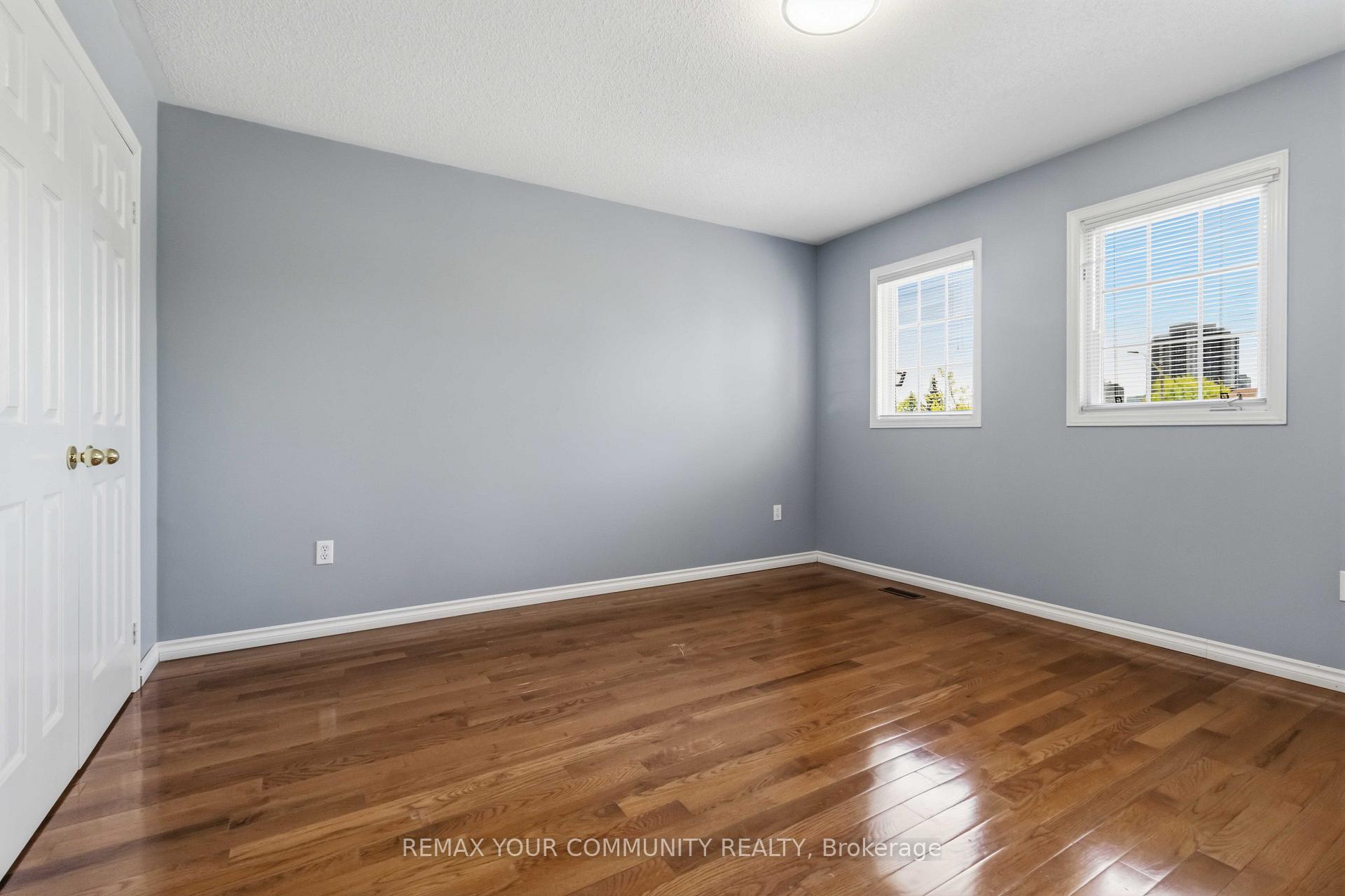 Photo 25 of 153 Bristol Road E, Mississauga, Hurontario — HOMEH