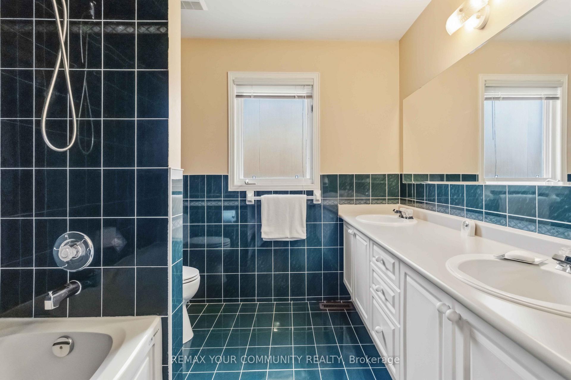 Photo 31 of 153 Bristol Road E, Mississauga, Hurontario — HOMEH