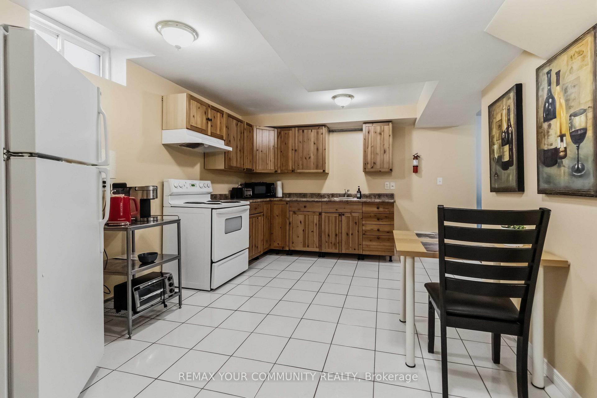 Photo 43 of 153 Bristol Road E, Mississauga, Hurontario — HOMEH