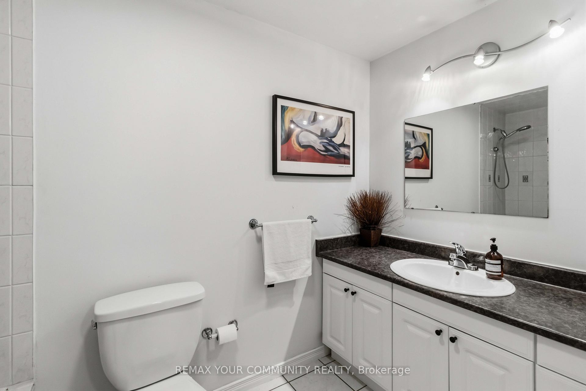 Photo 46 of 153 Bristol Road E, Mississauga, Hurontario — HOMEH