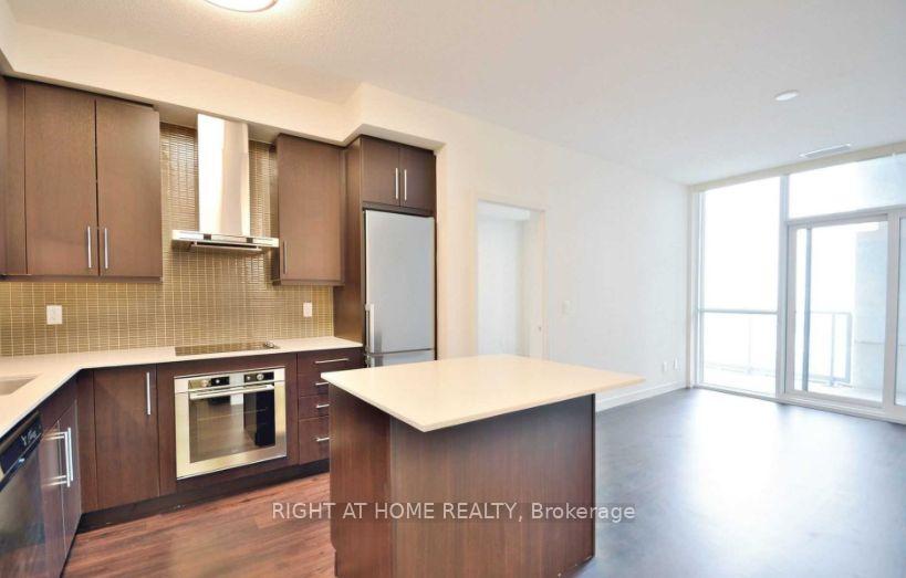 Photo 3 of Unit 905, 2087 Fairview Street, Burlington, Freeman — HOMEH