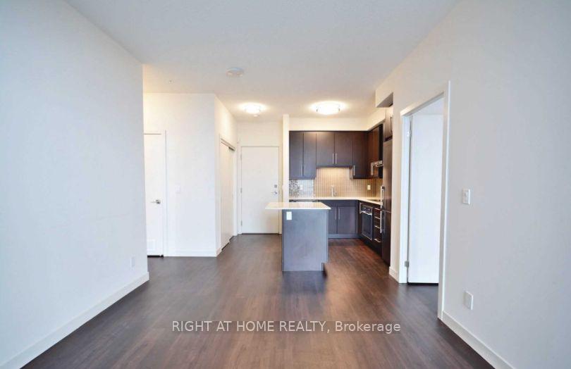 Photo 7 of Unit 905, 2087 Fairview Street, Burlington, Freeman — HOMEH