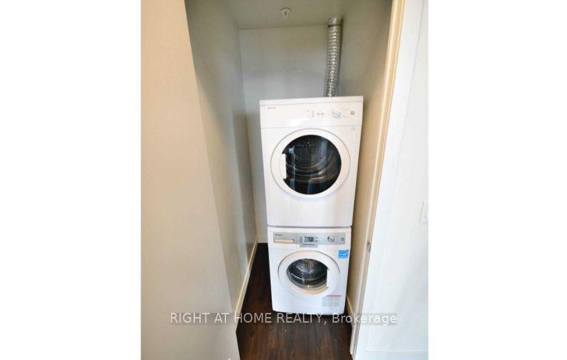 Photo 20 of Unit 905, 2087 Fairview Street, Burlington, Freeman — HOMEH