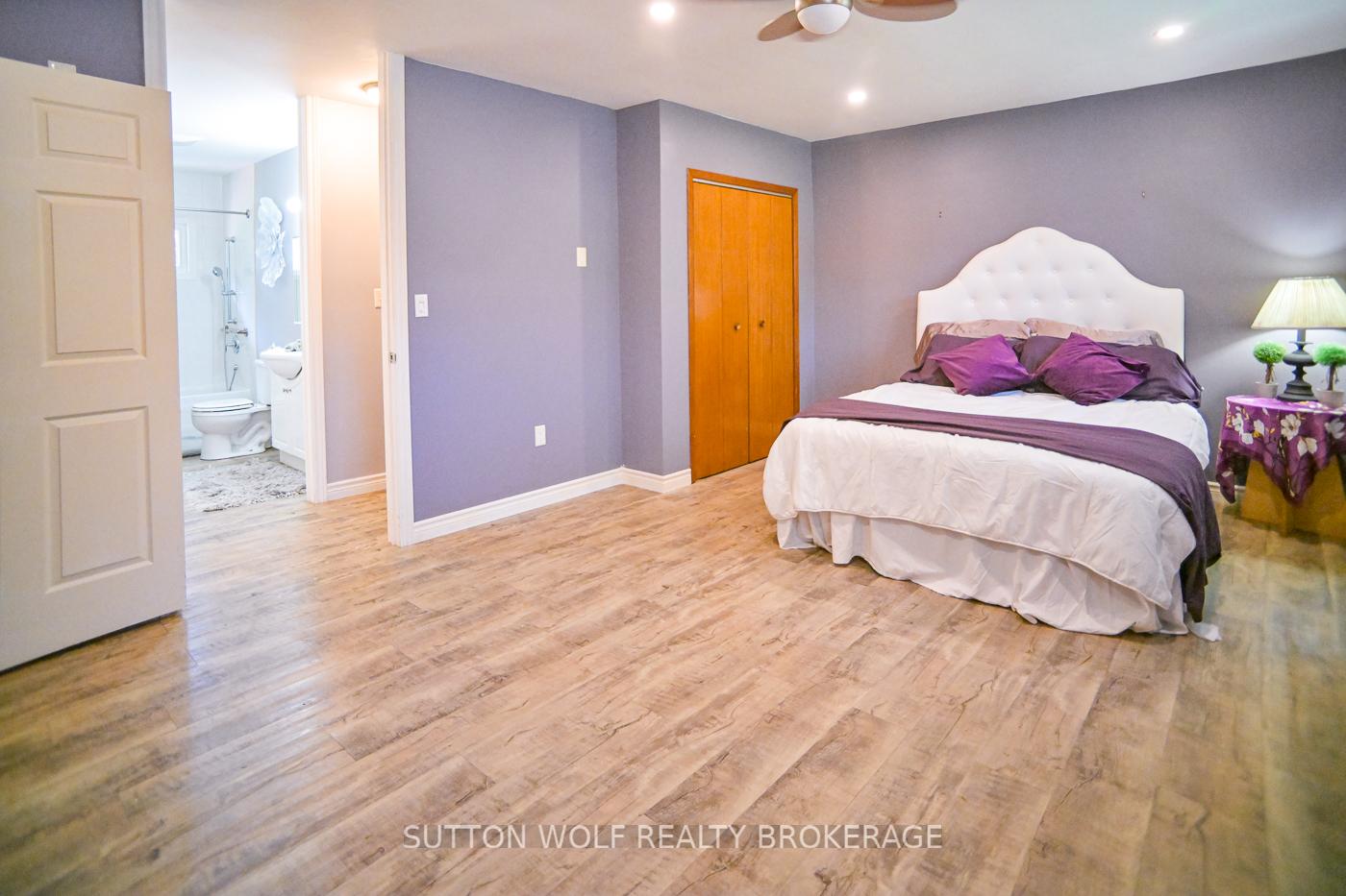 Photo 21 of 566 Head Street N, Strathroy-Caradoc, NE — HOMEH