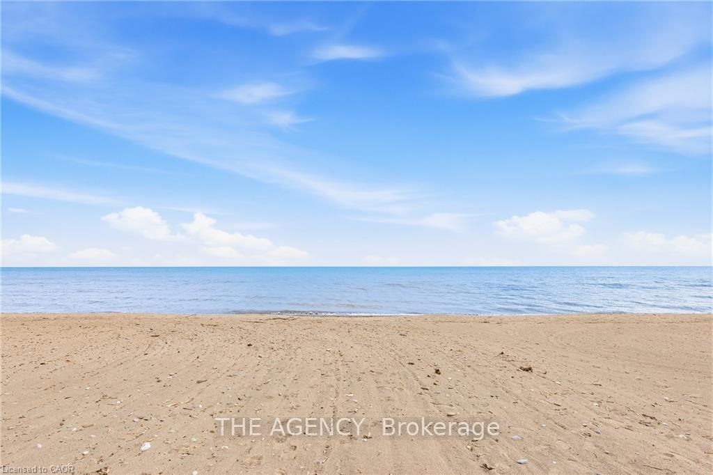 Photo 2 of 464 Edith Cavell Boulevard, Central Elgin, Port Stanley — HOMEH