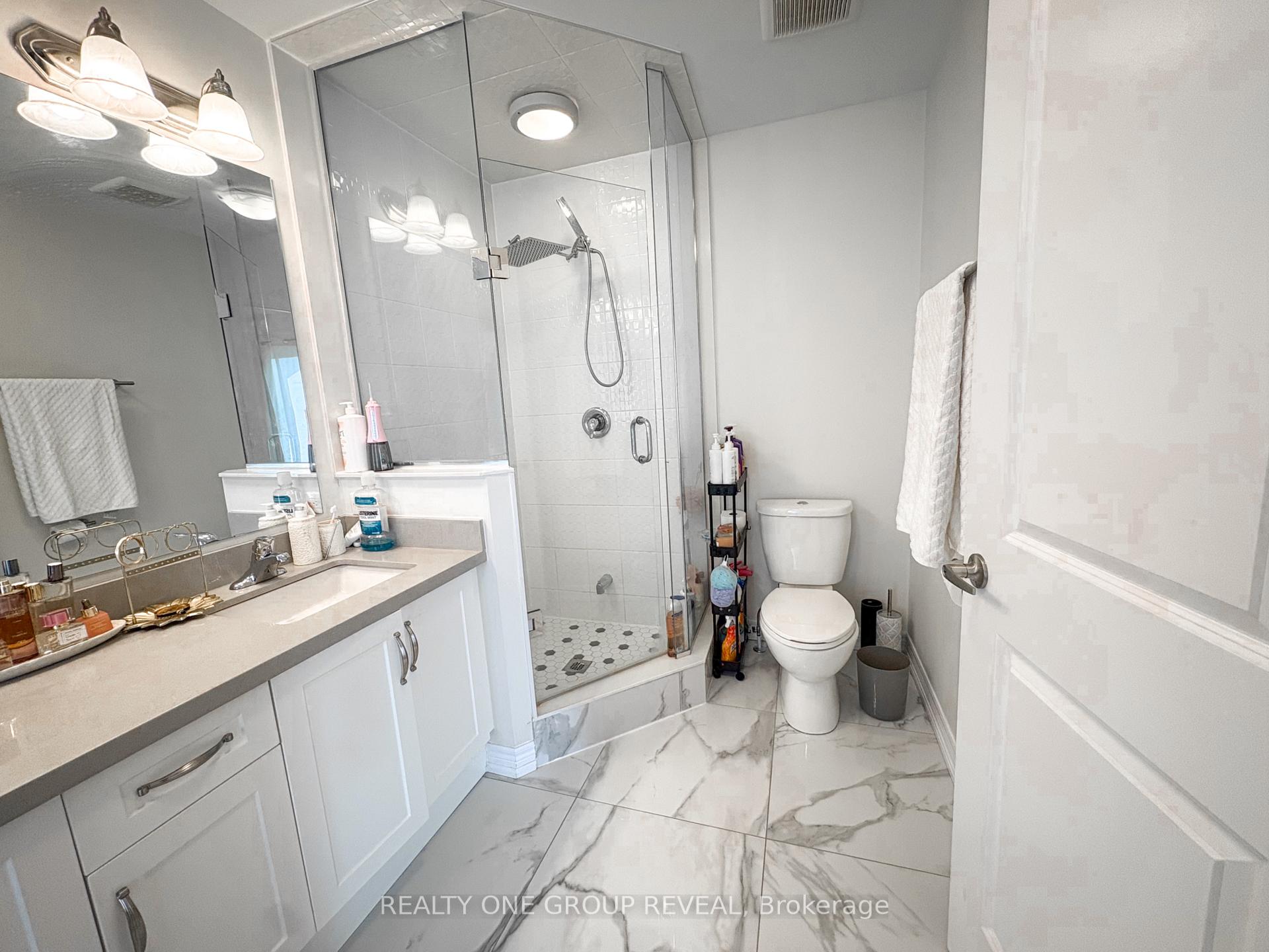 Photo 19 of 29 Icemaker Way, Whitby, Rural Whitby — HOMEH