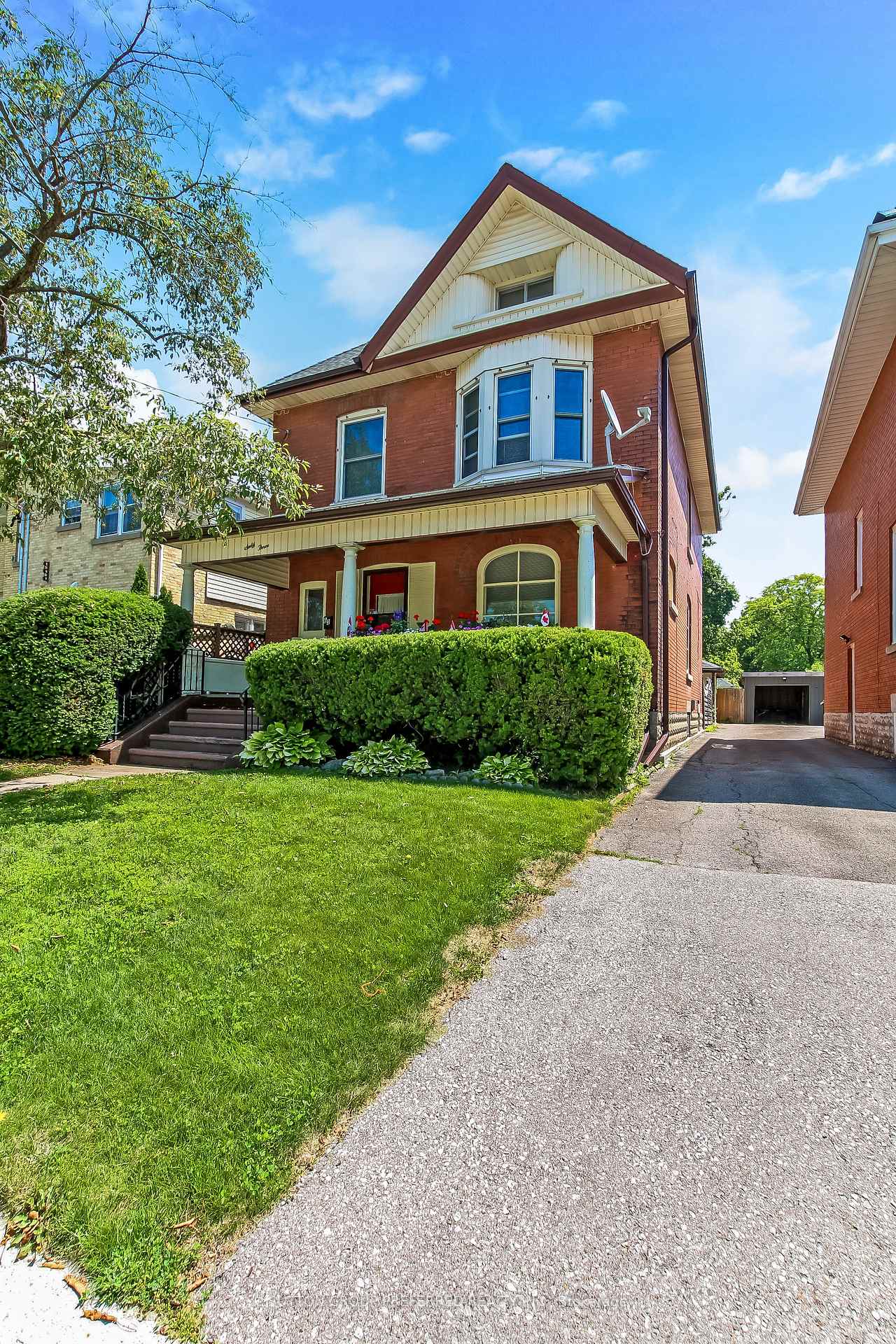 Photo 2 of 63 Southwick Street, St. Thomas — HOMEH