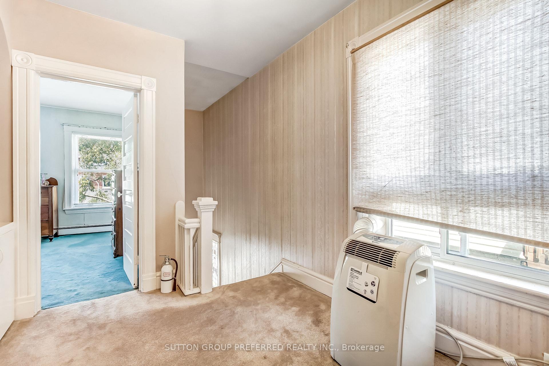 Photo 17 of 63 Southwick Street, St. Thomas — HOMEH