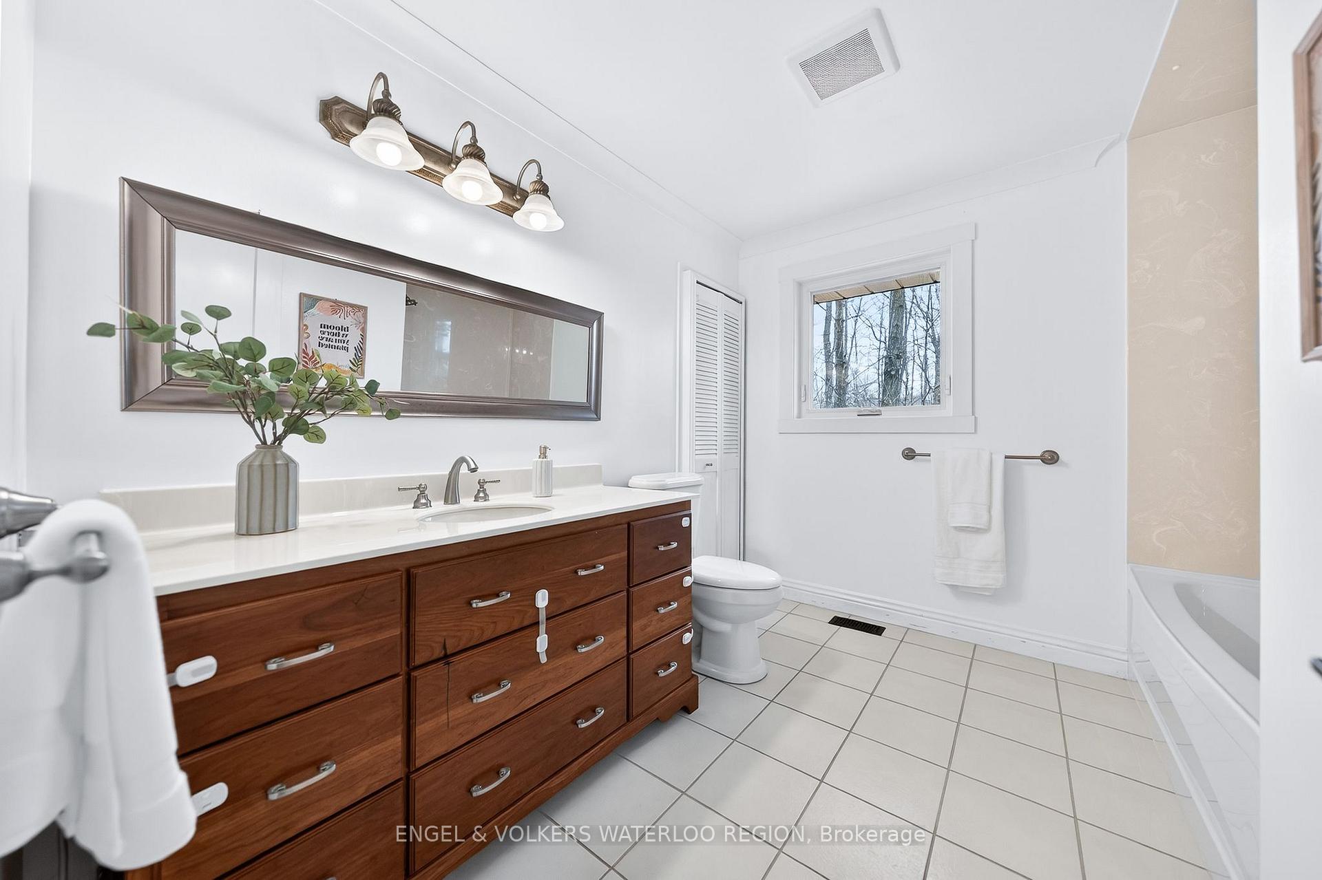 Photo 25 of 1283 Wilby Road, Wilmot — HOMEH